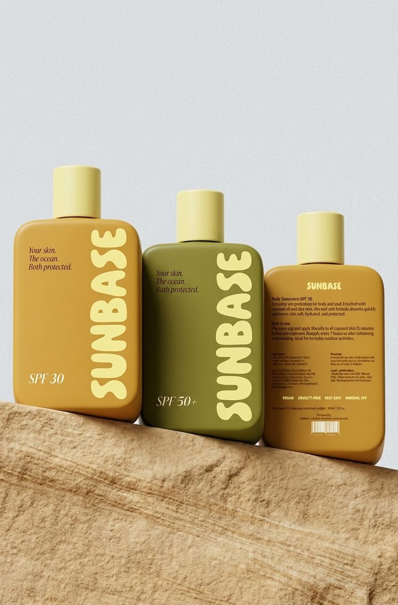 SUNBASE — drie flessen